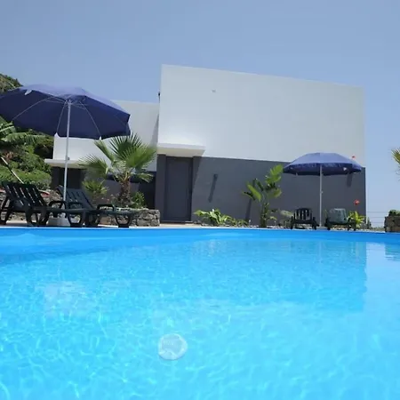 Quinta Golfinho - Casa Nenufar * Arco da Calheta (Madeira)