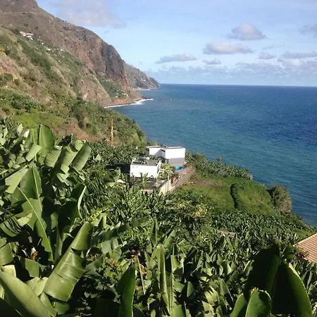 Quinta Golfinho - Casa Nenufar Arco da Calheta (Madeira)