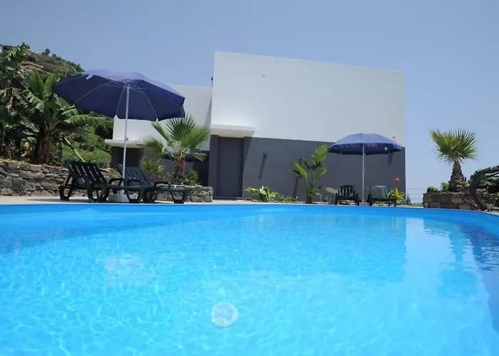 Quinta Golfinho - Casa Nenufar * Arco da Calheta (Madeira)